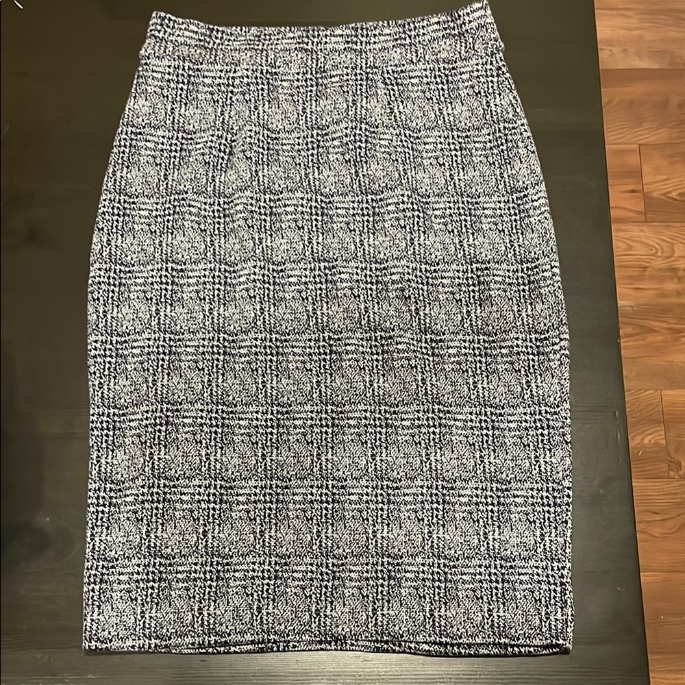 Knit Jacquard Pencil Skirt